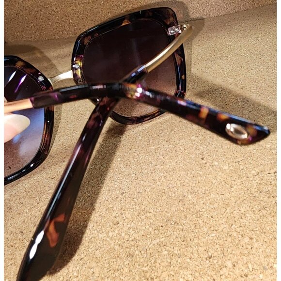 Oscar De La Renta Oversized Sunglasses Mod # 1343 515 Multicolored Gold Nice main image 5